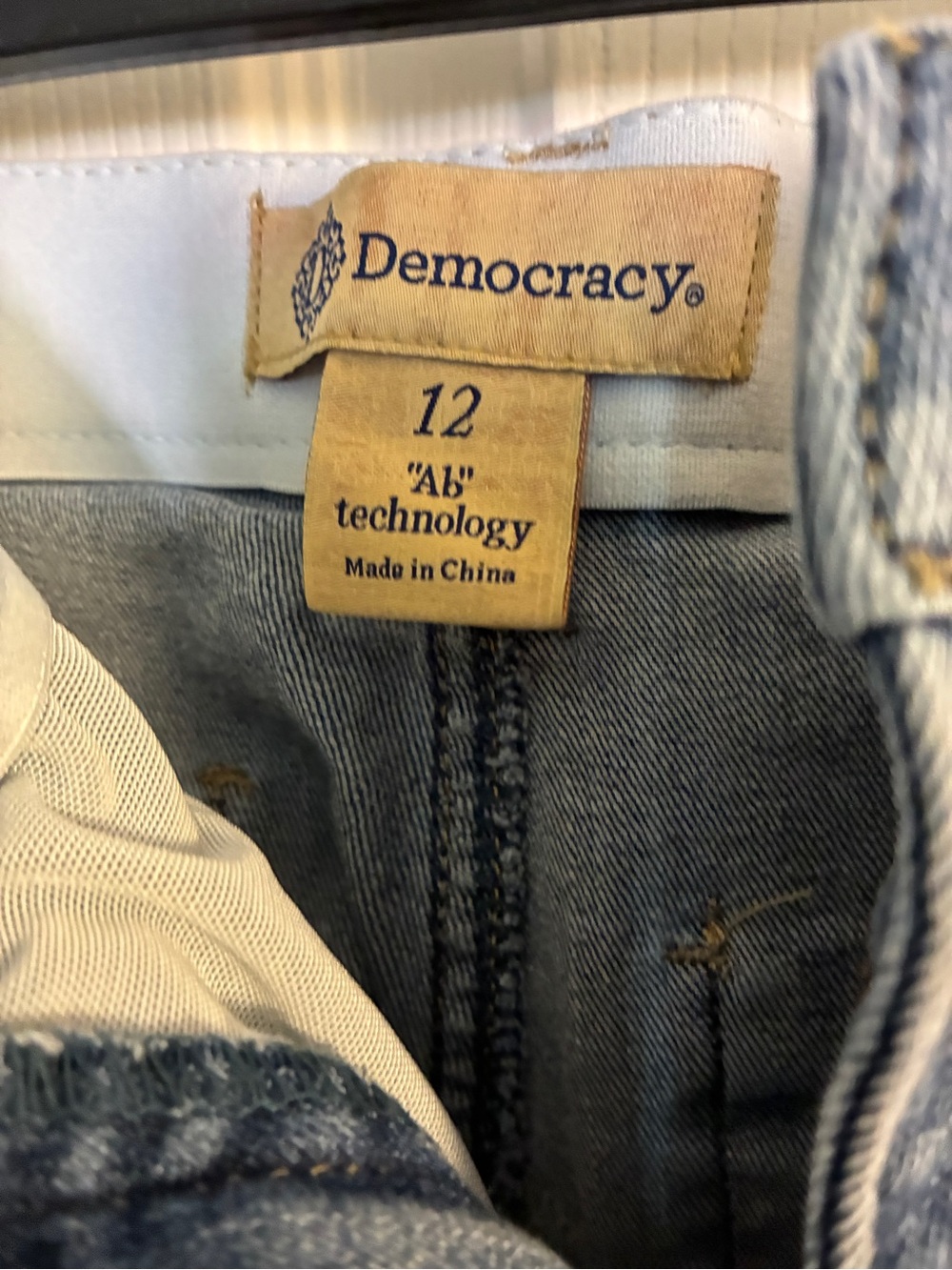 Democracy Light Blue Wide-Leg Jeans with Front Patch Pockets - Picture 2 of 3